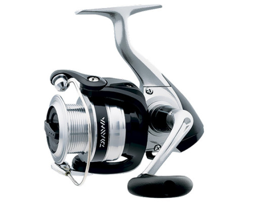 Катушка безынерционная Daiwa Strikeforce E 3000A