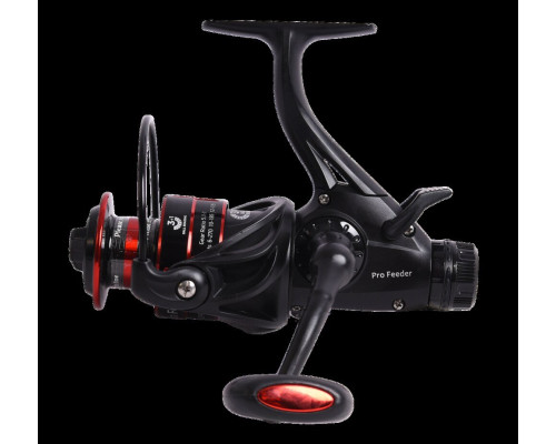 Катушка безынерционная фидерная Black Side Pro Feeder 3000CDS (3+1 подш.)
